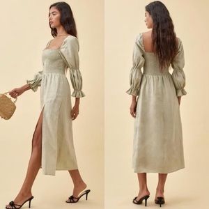 Reformation Hyland Linen Dress in Dried Herbs in XL / 12
New - Tags Attached